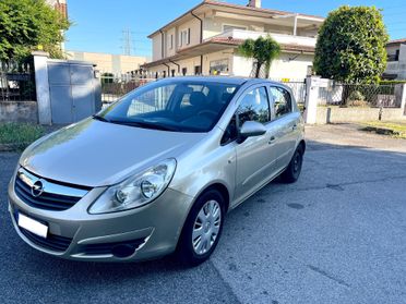 Opel Corsa 1.2 5 porte Cosmo Per Neopatentati