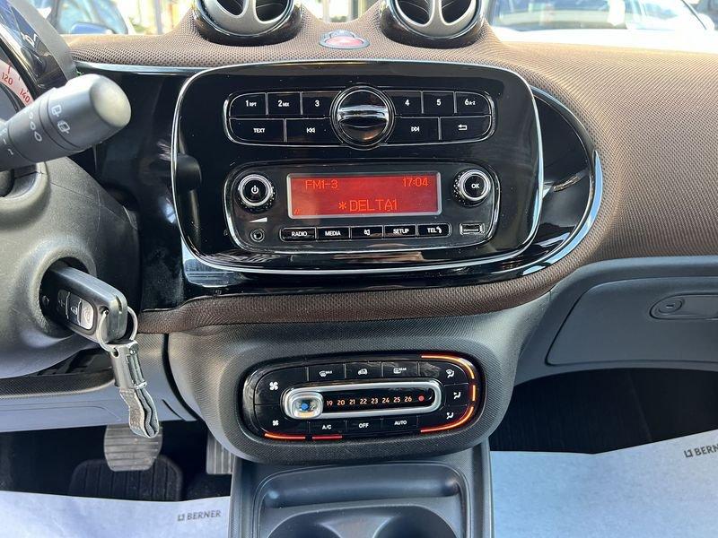smart fortwo 90 0.9 Turbo twinamic Tokyowhite