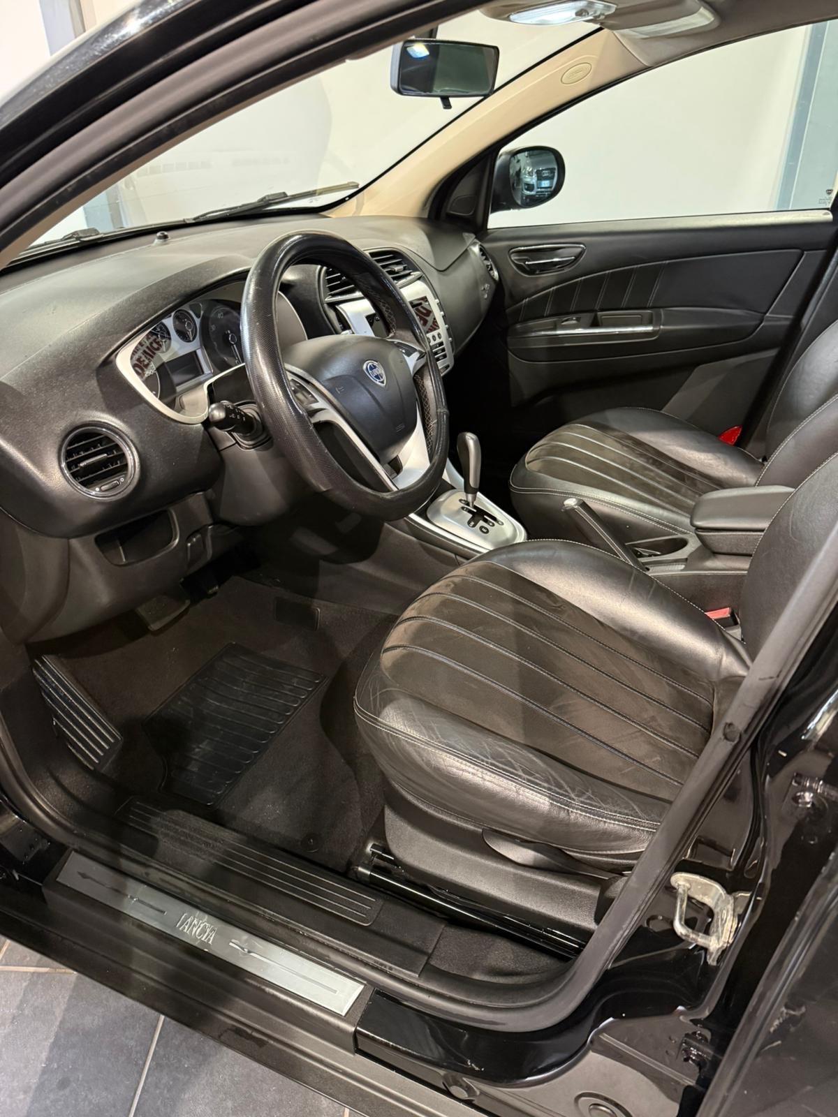 Lancia Delta 1.6 MJT -AUTOMATICA