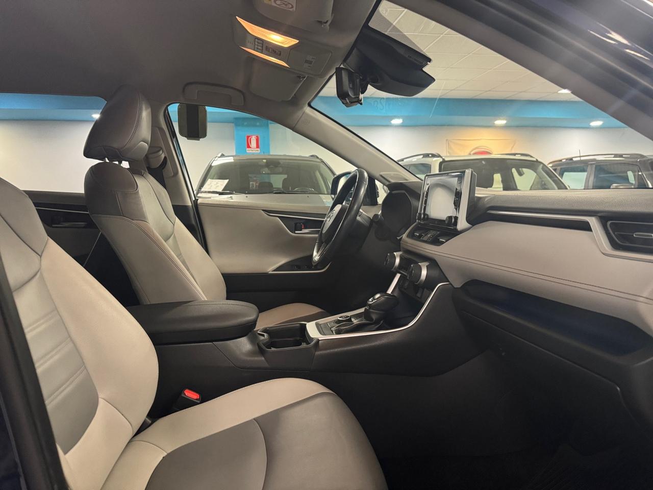 TOYOTA Rav4 2.5 vvt-ie h Lounge awd-i 222cv e-cvt