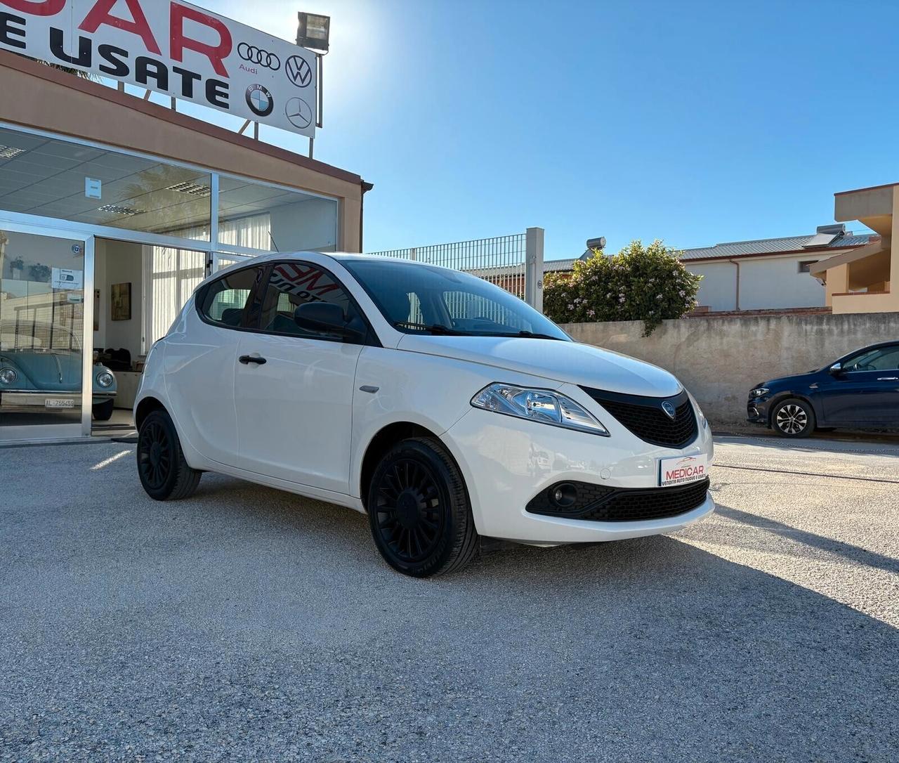 Lancia Ypsilon 1.2 Benzina 69 CV 5 porte S&S Elefantino Blu