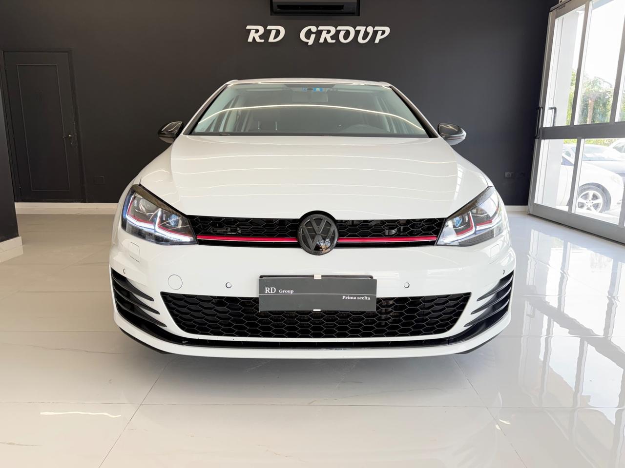 Volkswagen Golf 7 1.6 TDI 5p 90CV Kit GTI