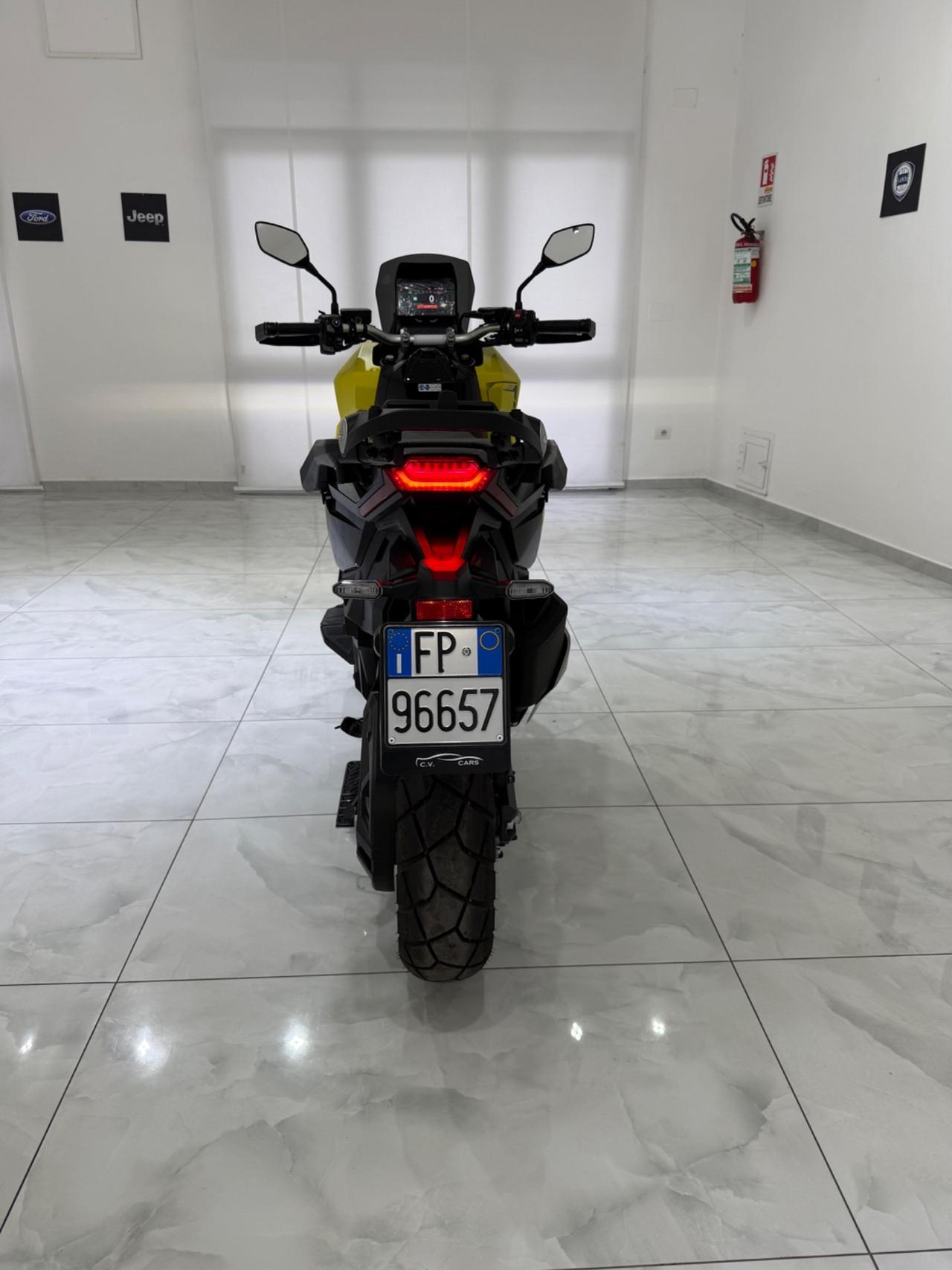 Honda X-ADV 750 EDIZIONE SPECIALE