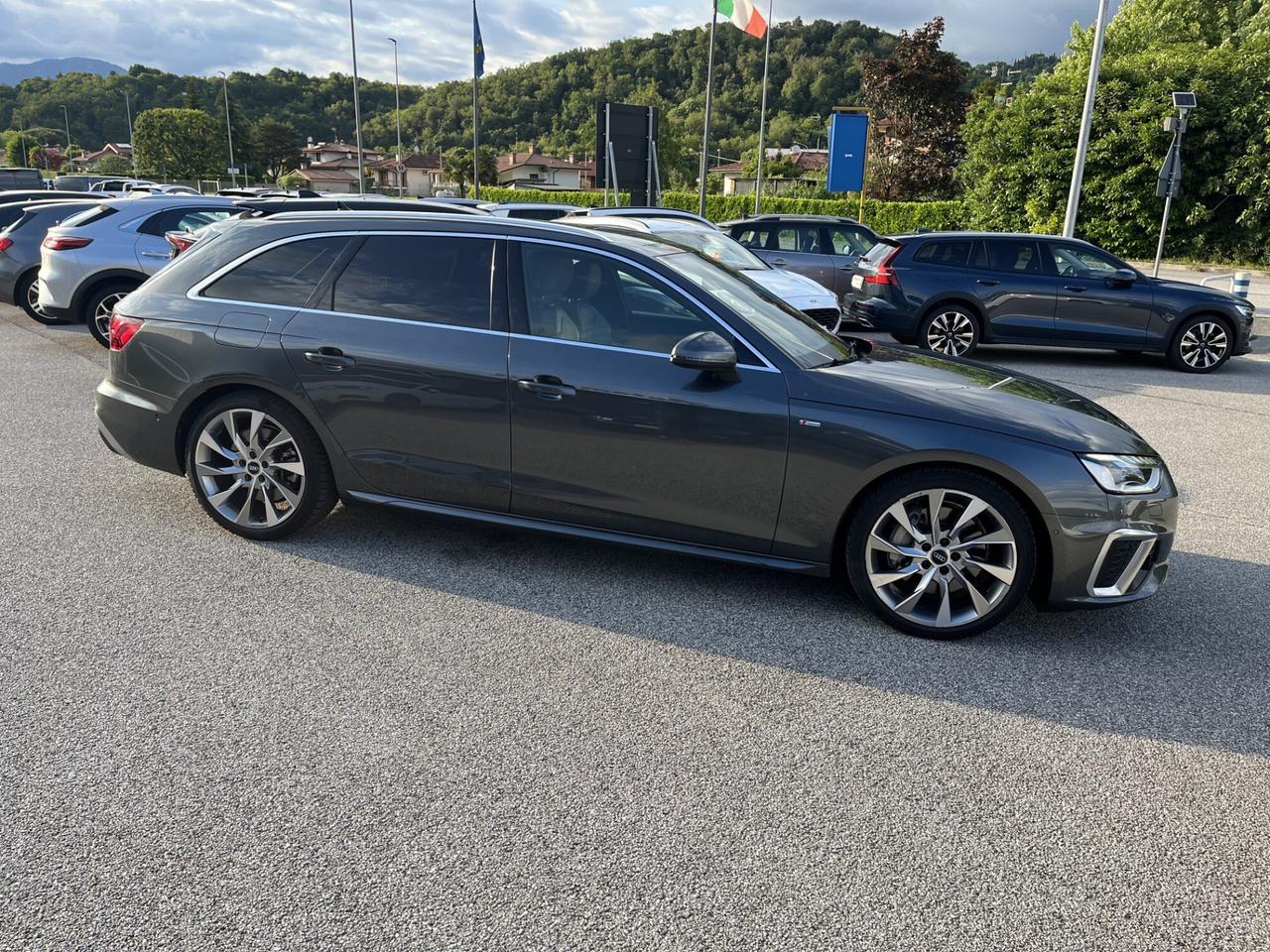 AUDI A4 STATION W. 3.0 45 TDI QUATTRO.S.LINE EDIT