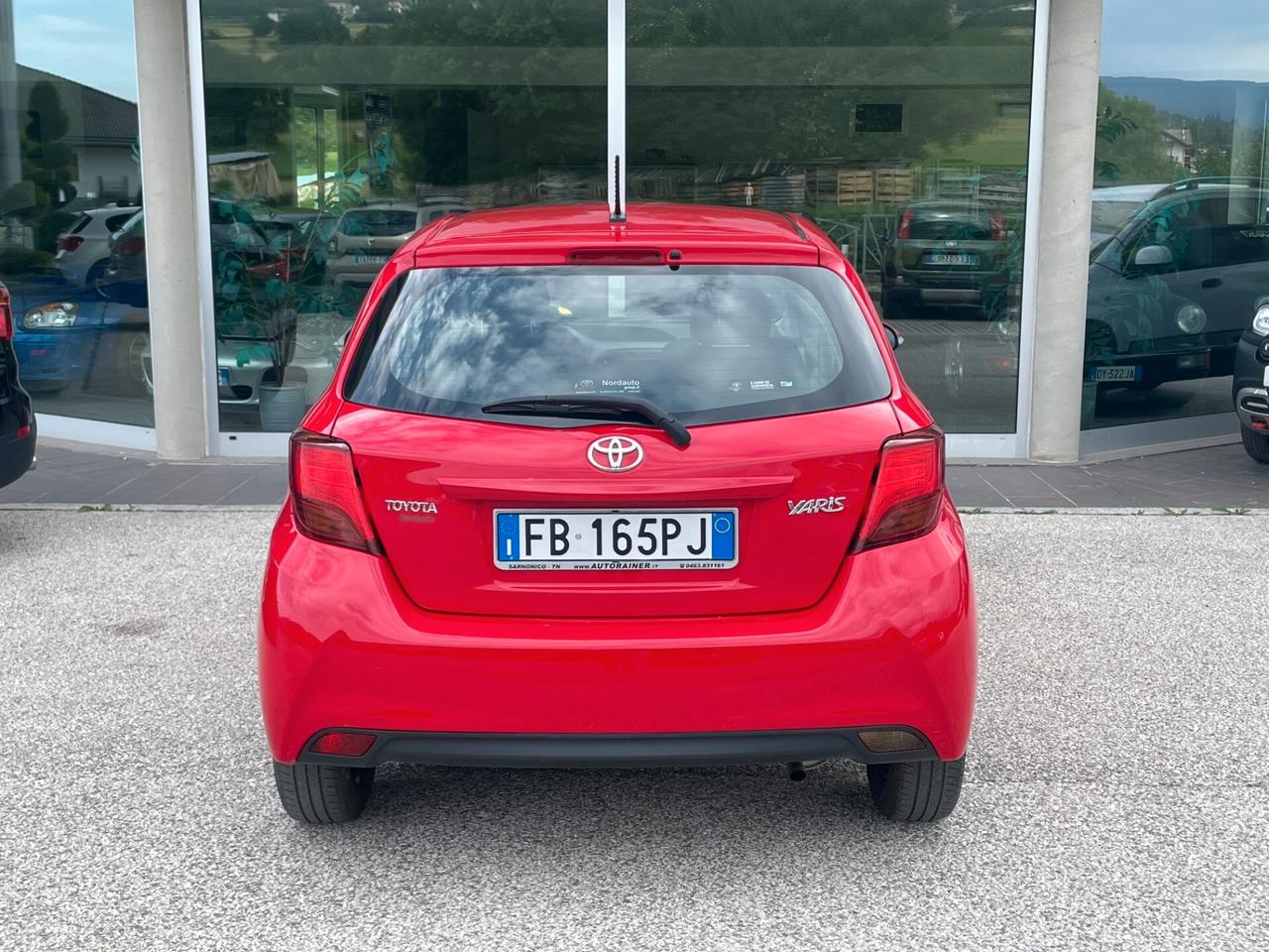 Toyota Yaris 1.0 5 porte Lounge OK NEOPATENTATI