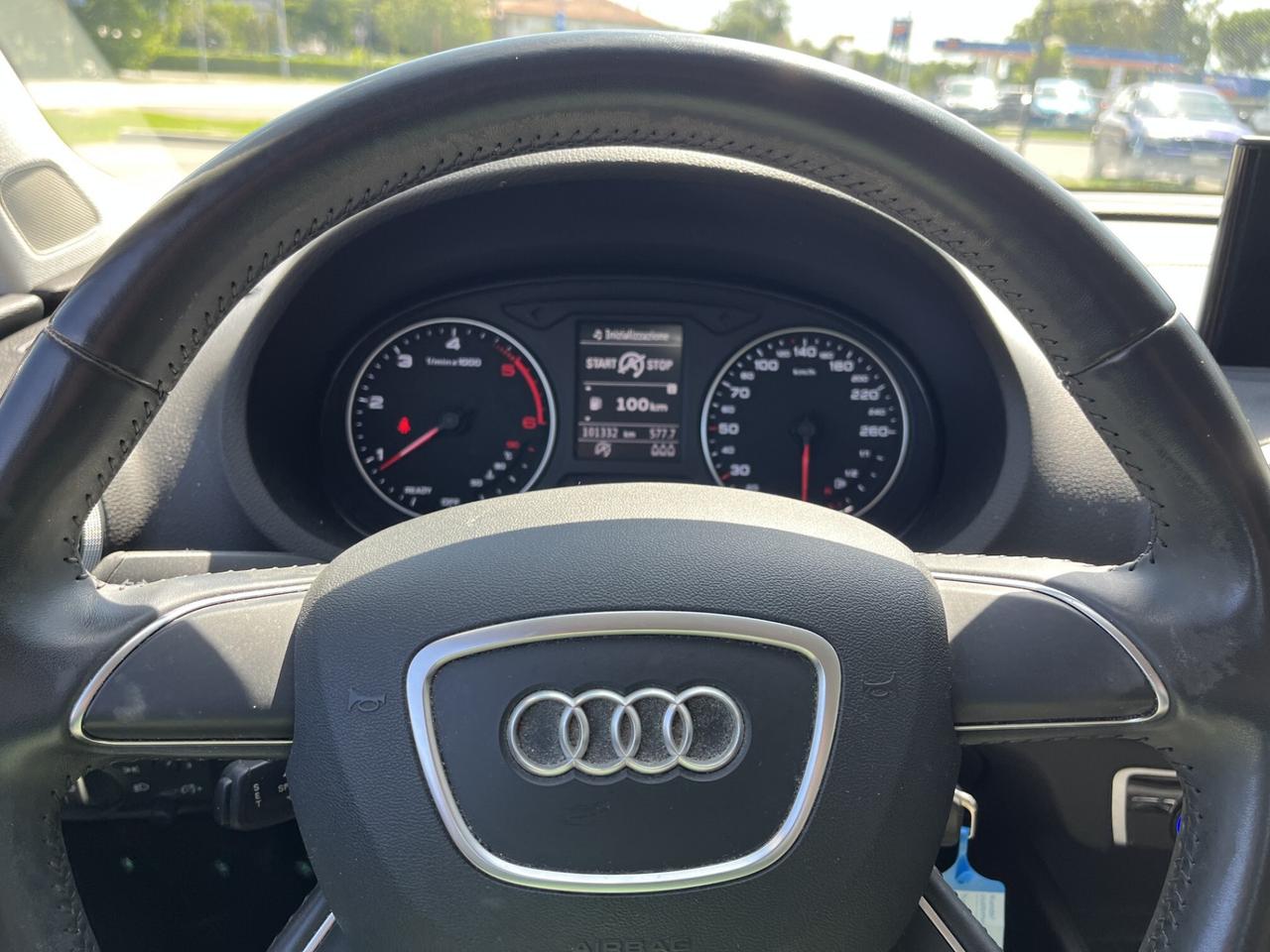 AUDI A3 SEDAN 1600 TDI 6M 110 CV