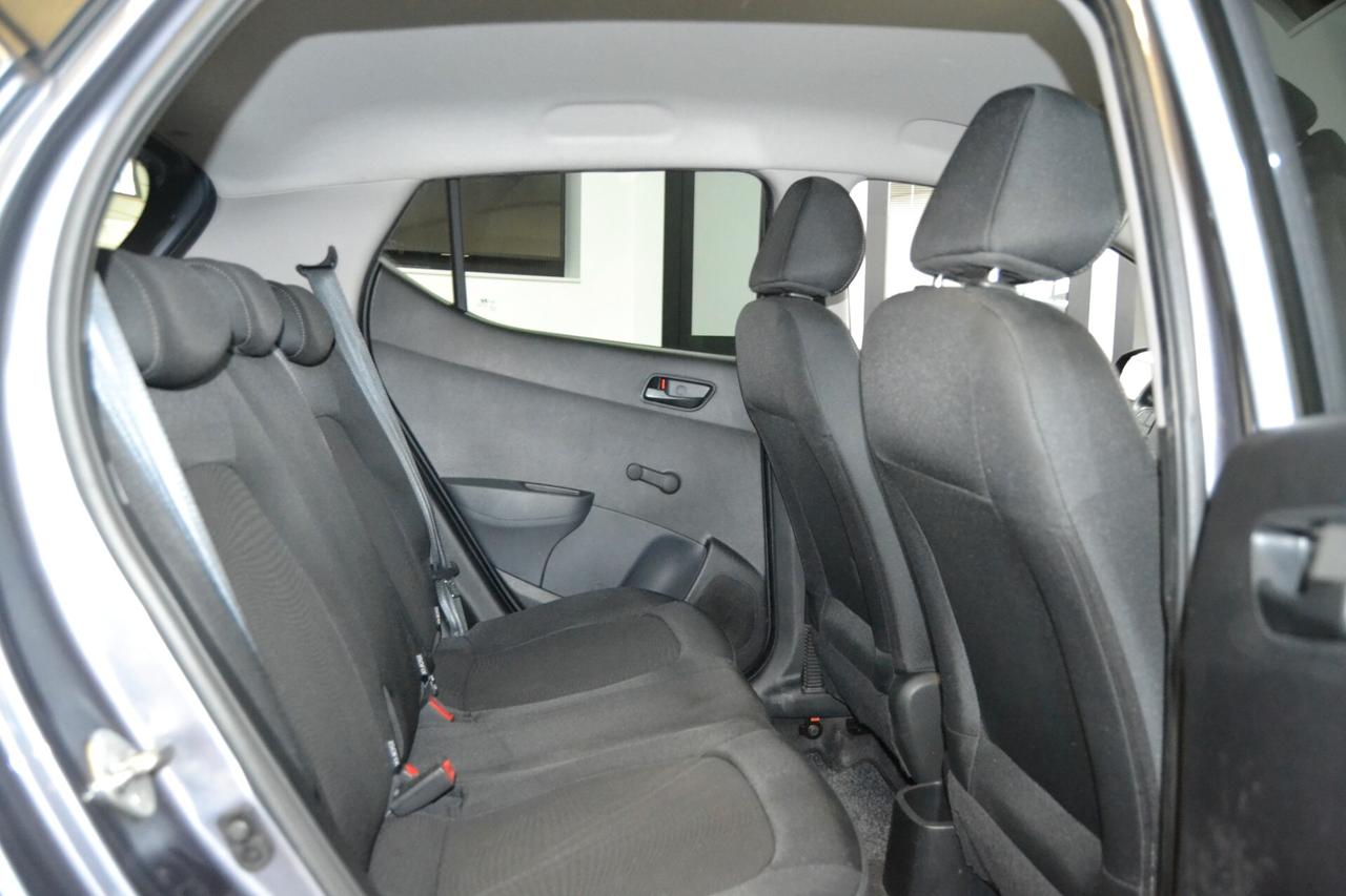 Hyundai i10 1.0 MPI Tech Navi/Cruise/ConnectLINE