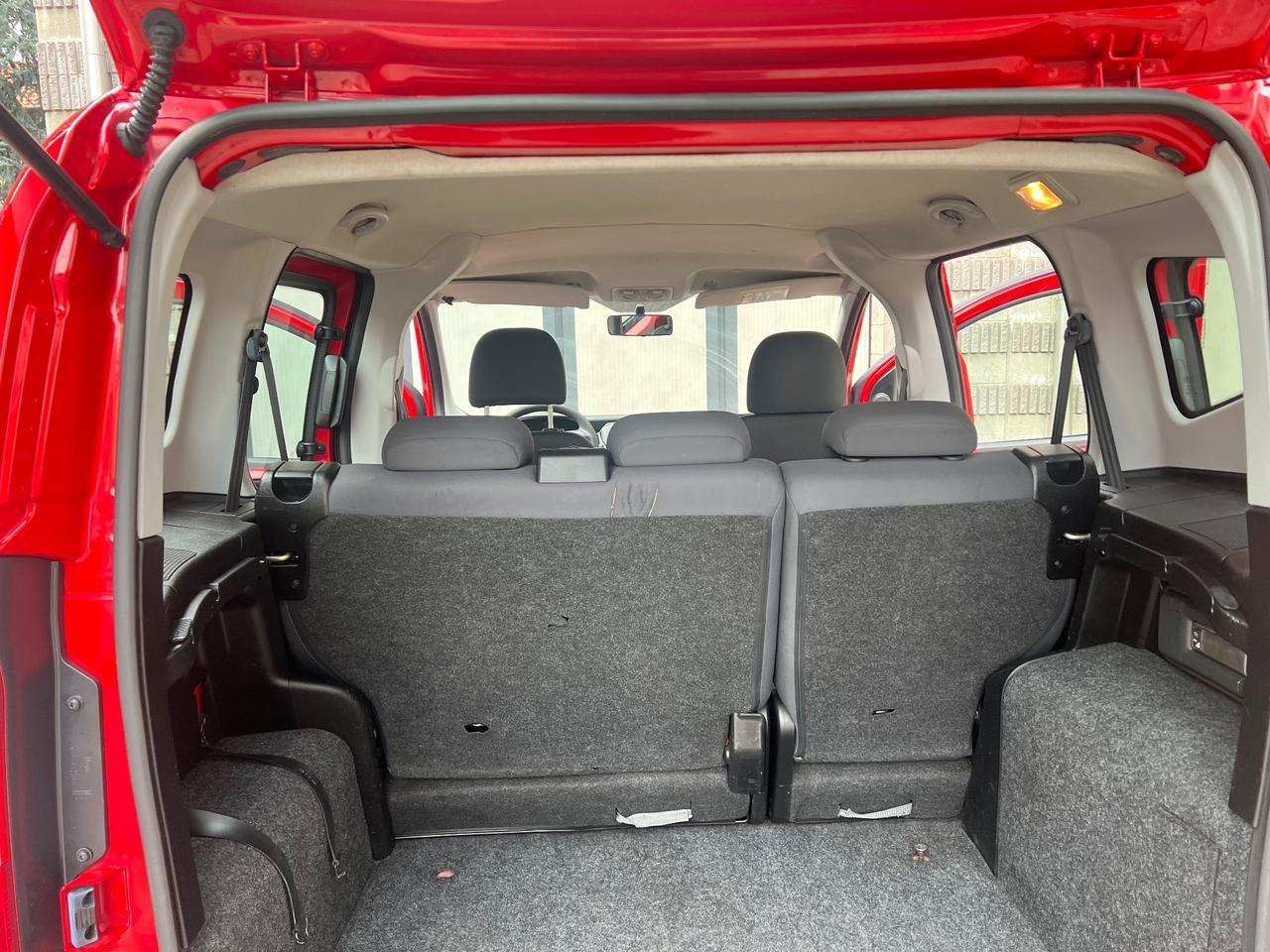 Peugeot Bipper Tepee 1.3 HDi 75 FAP Stop&Start Family