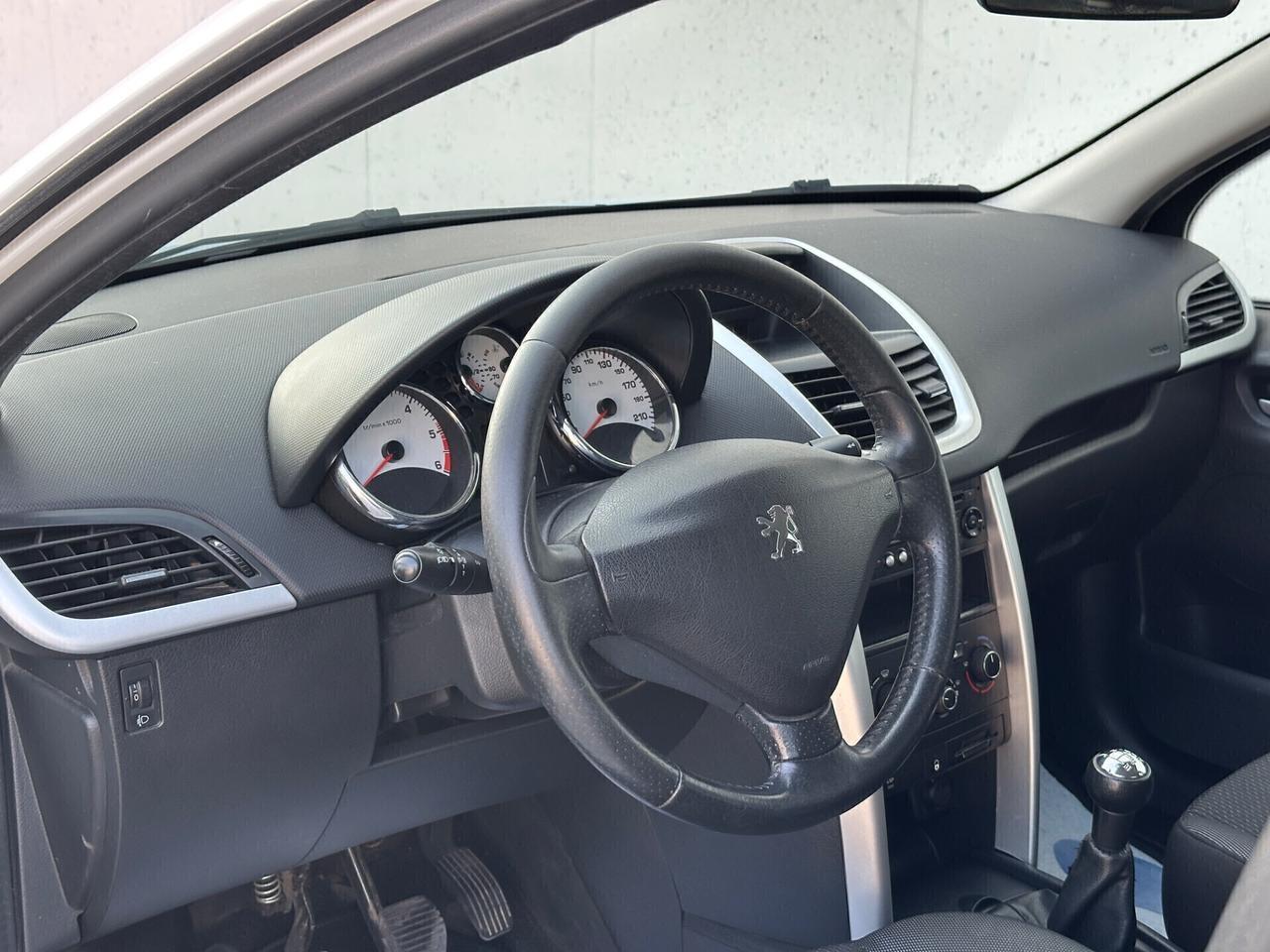 Peugeot 207 1.6 8V HDi 93CV 5p. Sweet Years