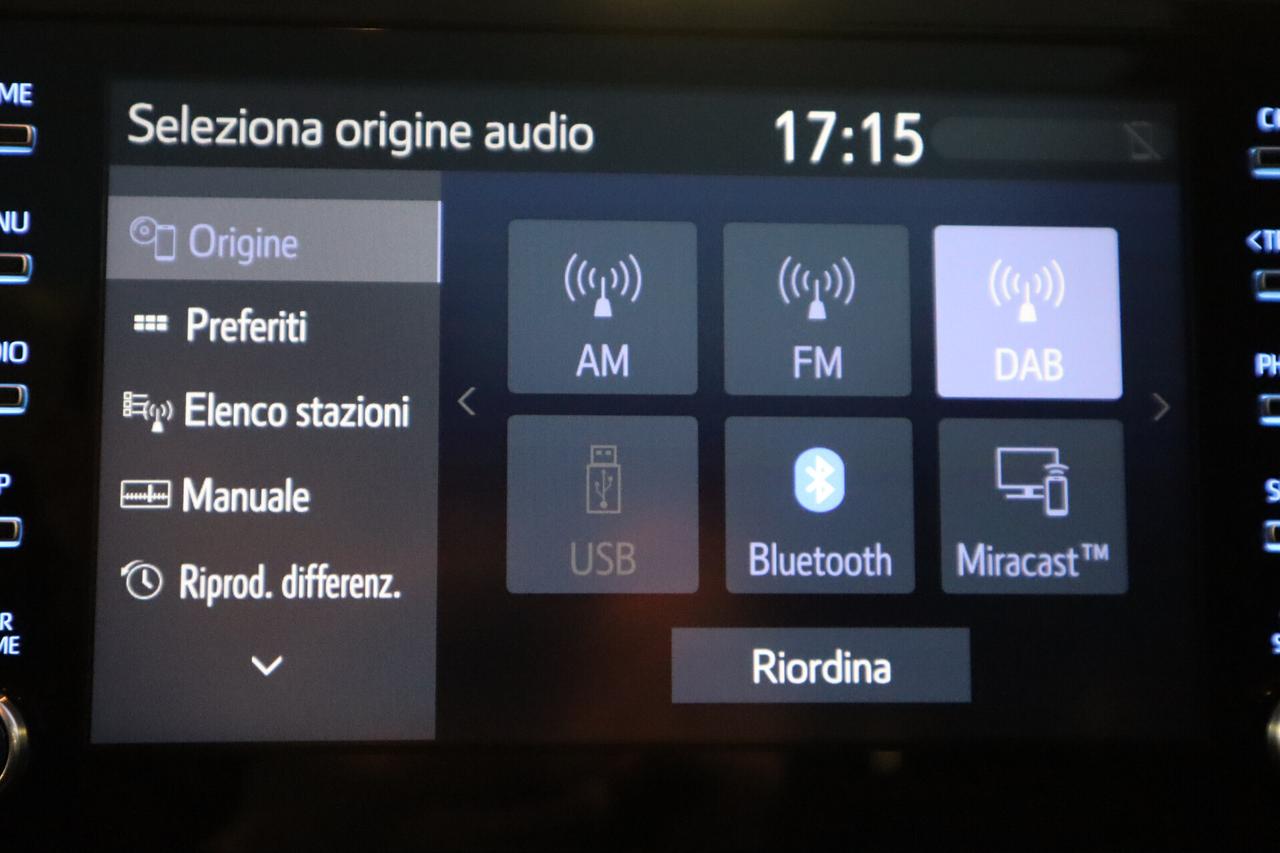 Toyota YARIS HYBRID LOUNGE AUTO TETTO PANORAMA PELLE CAMERA LED SOLO 45.000KM ANCHE GUIDABILE DA NEOPATENTATI