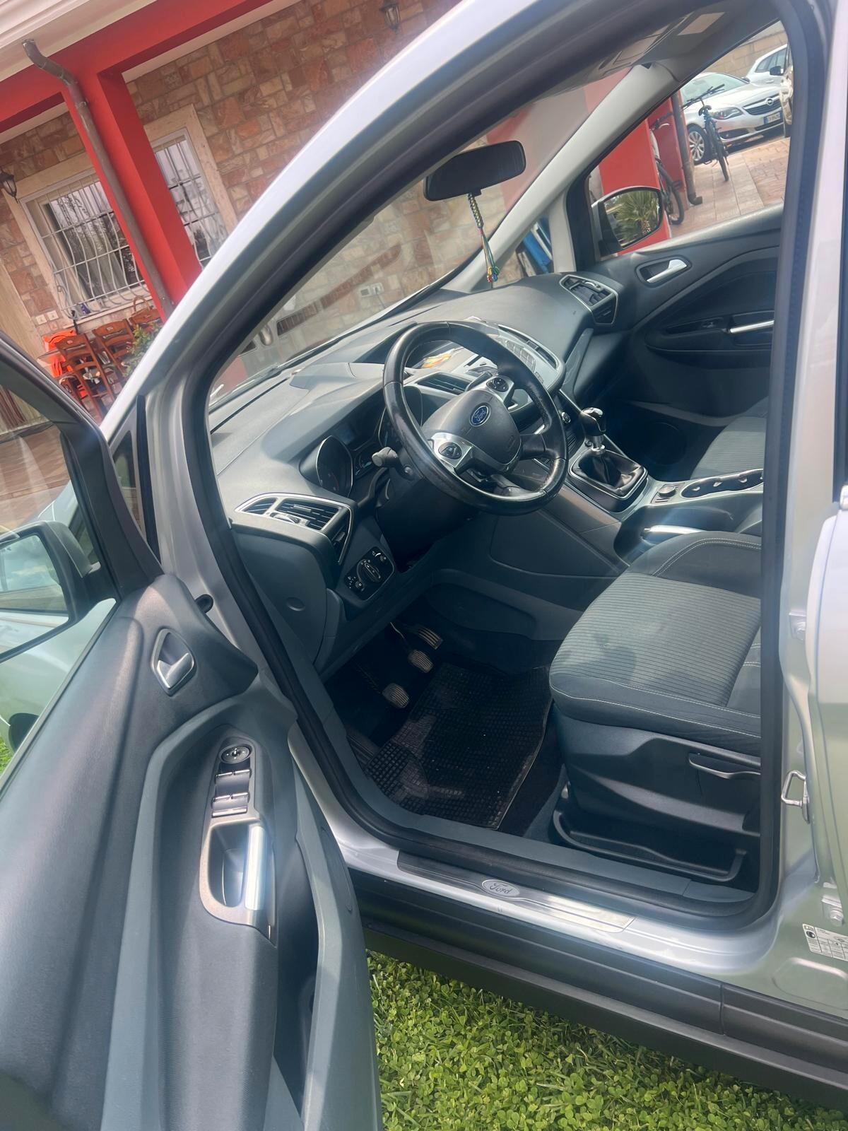 Ford C-Max 1.6 TDCi 115CV Titanium