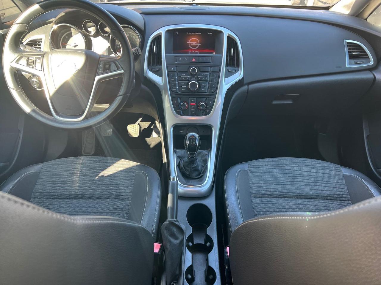 Opel Astra Cosmo 1.7 CDTI #6713
