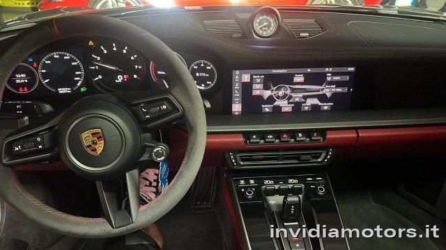 PORSCHE 992 911 Carrera 4S