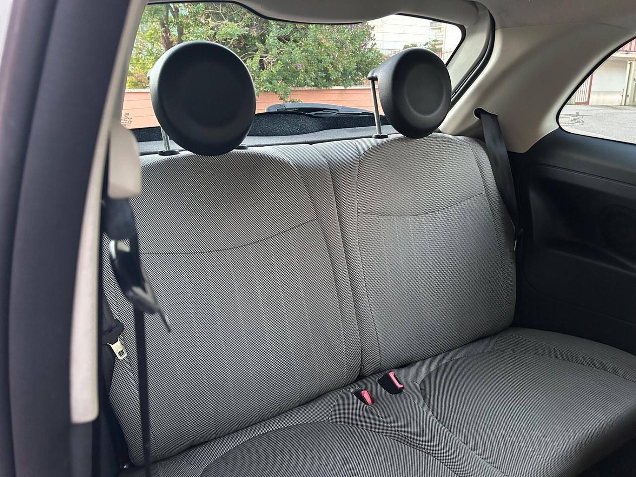 Fiat 500 1.2 Lounge ideale per neopatentati