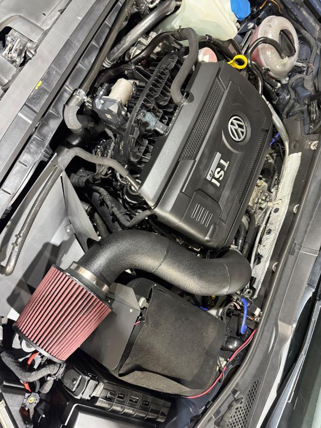 VOLKSWAGEN Golf R ASSETTO AIRLIFT CERCHI DA 20 TUTTO OMOLOGATO