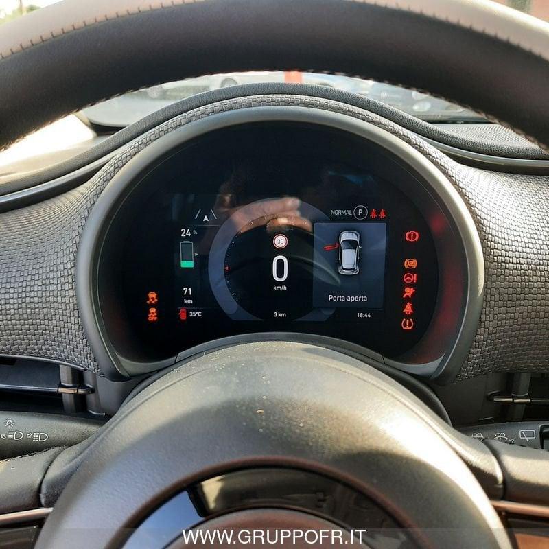 FIAT 500 La Prima Berlina 320 42 kWh
