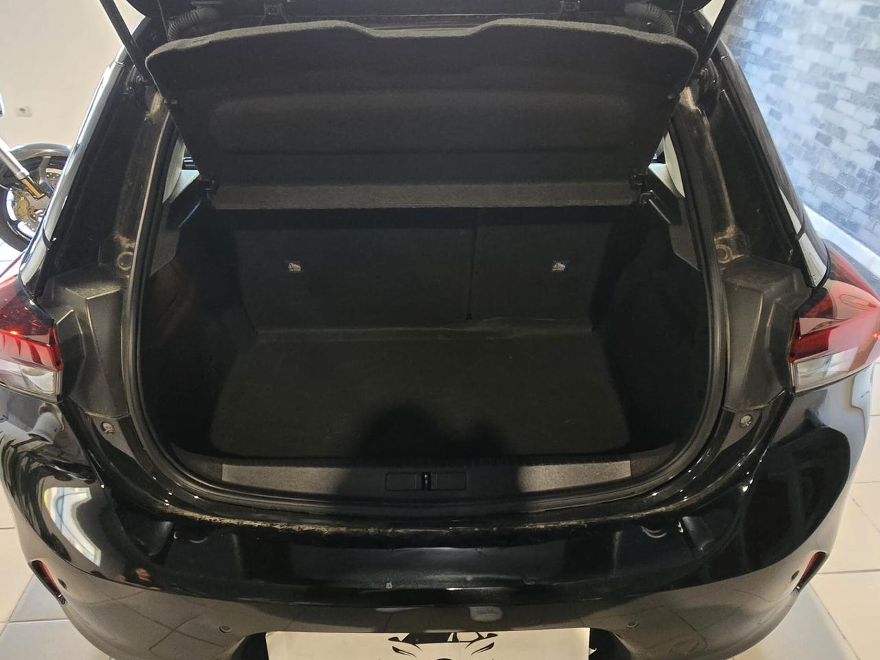Opel Corsa 1.2 Elegance