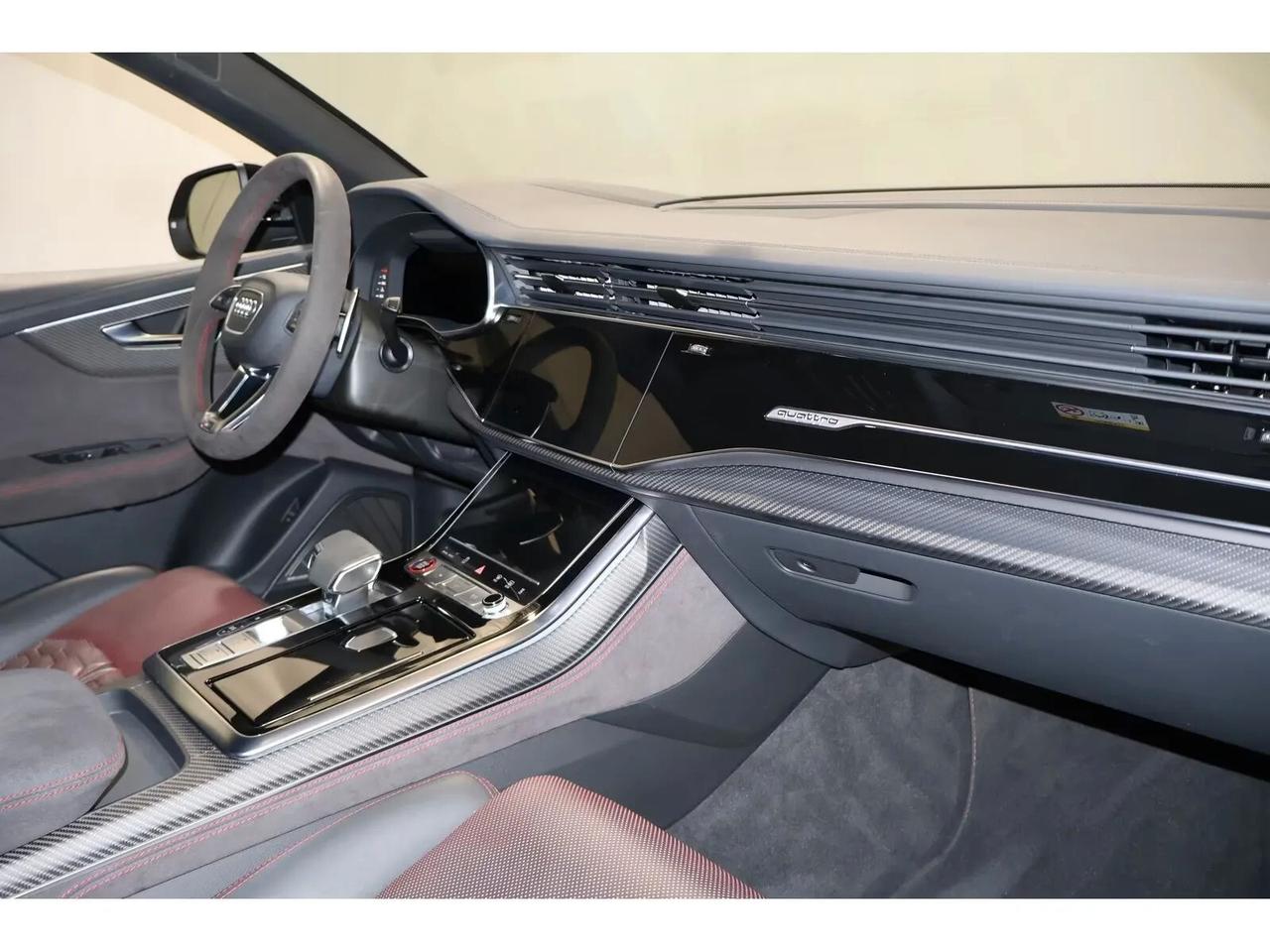 Audi RS Q8 PERFORMACE 640CV CARBO/TETTO/MATRIX/360°/SEDILI A GUSCIO/