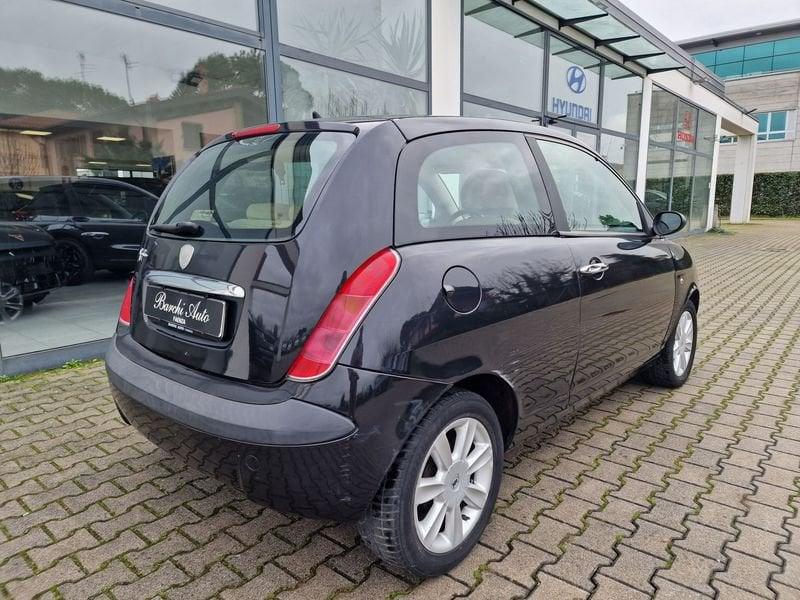 Lancia Ypsilon 1.2 60 CV 3 porte