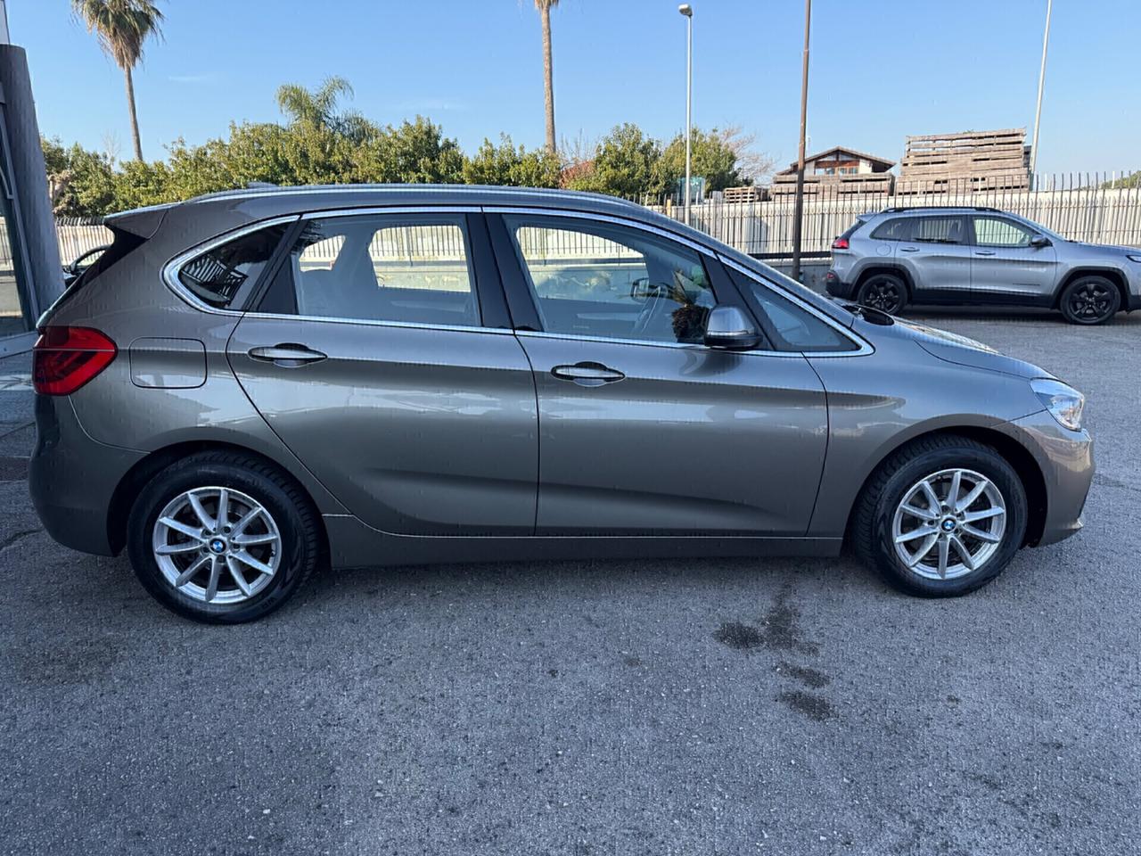 Bmw 2er Active Tourer 218d Active Tourer Luxury