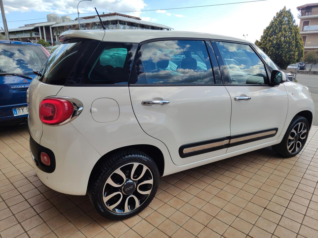 Fiat 500L 0.9 TwinAir Turbo Natural Power Lounge