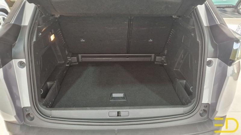 Peugeot 3008 3008 1.5 bluehdi Active Pack s&s 130cv eat8