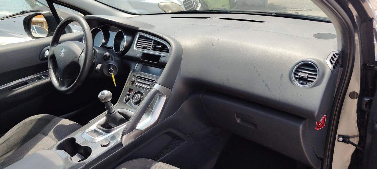 Peugeot 3008 1.6 HDi 110CV Outdoor