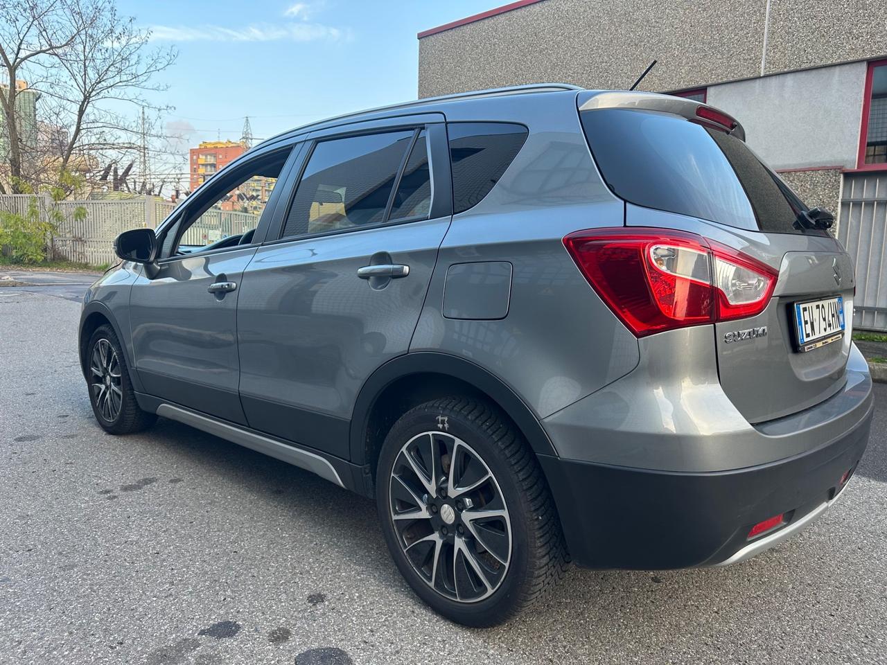 Suzuki SX4 S-Cross 1.6 16V VVT CVT Star View