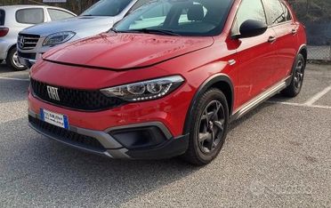 Fiat Tipo 1.3 Mjt 5 porte -City CROSS- Retrocamera