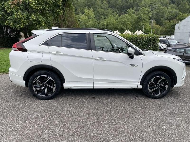 Mitsubishi Eclipse Cross 2.4 MIVEC 4WD PHEV Diamond SDA