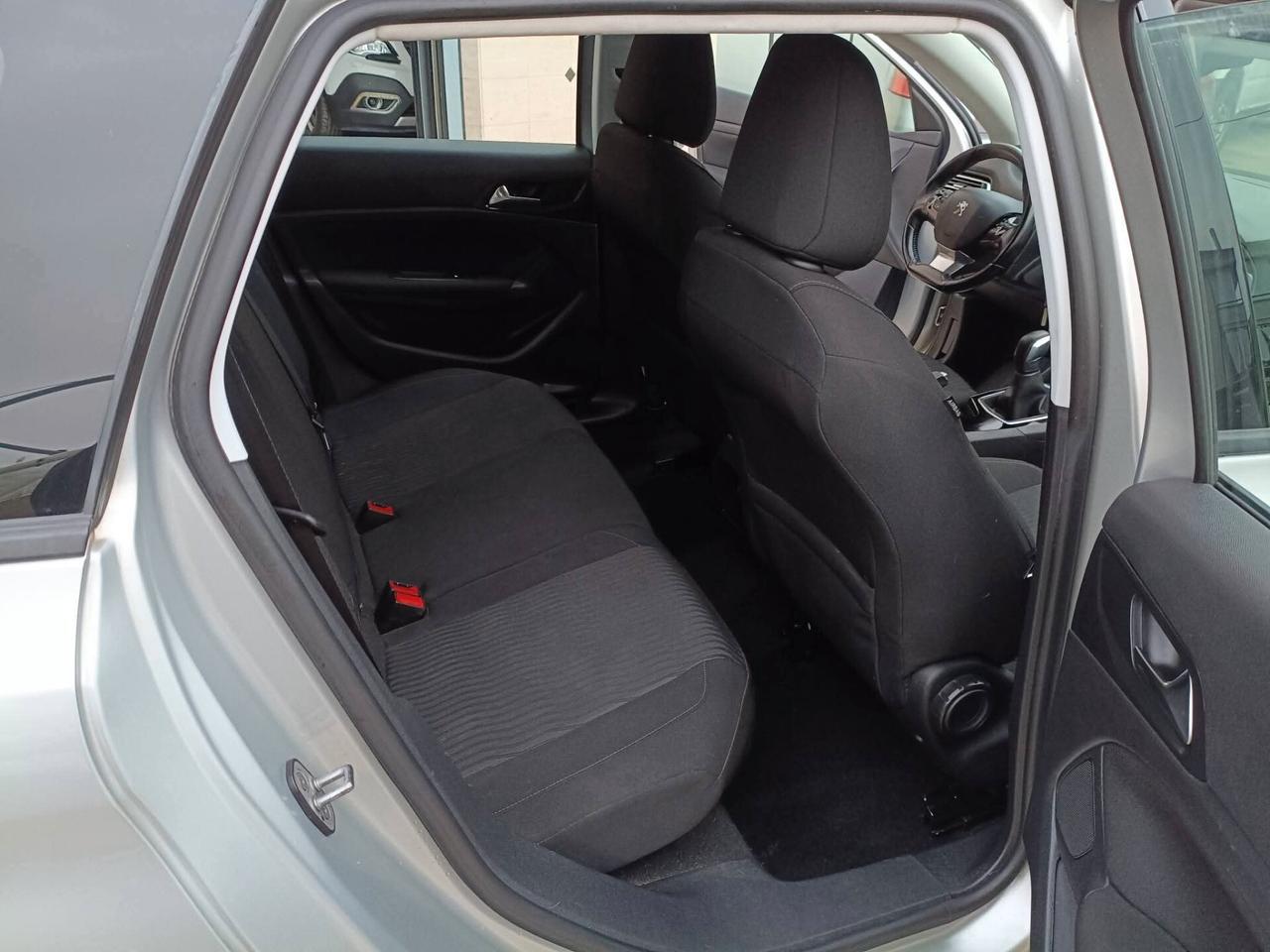 Peugeot 308 BlueHDi 100 S&S SW Active