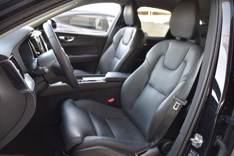 Volvo XC60 B4 (d) AWD Geartronic Momentum *Pelle*
