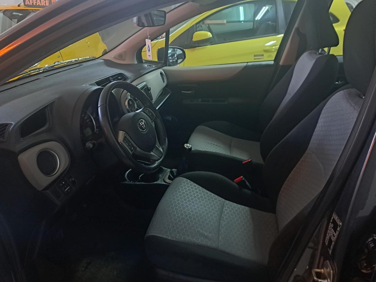 Toyota Yaris 1.0 ben unico prop 2013