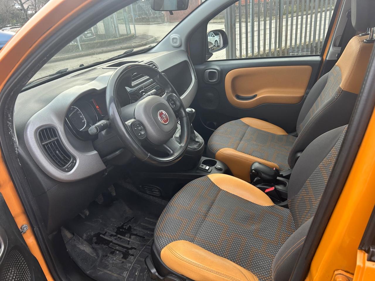 Fiat Panda 1.3 MJT 16V DPF 4x4 Climbing