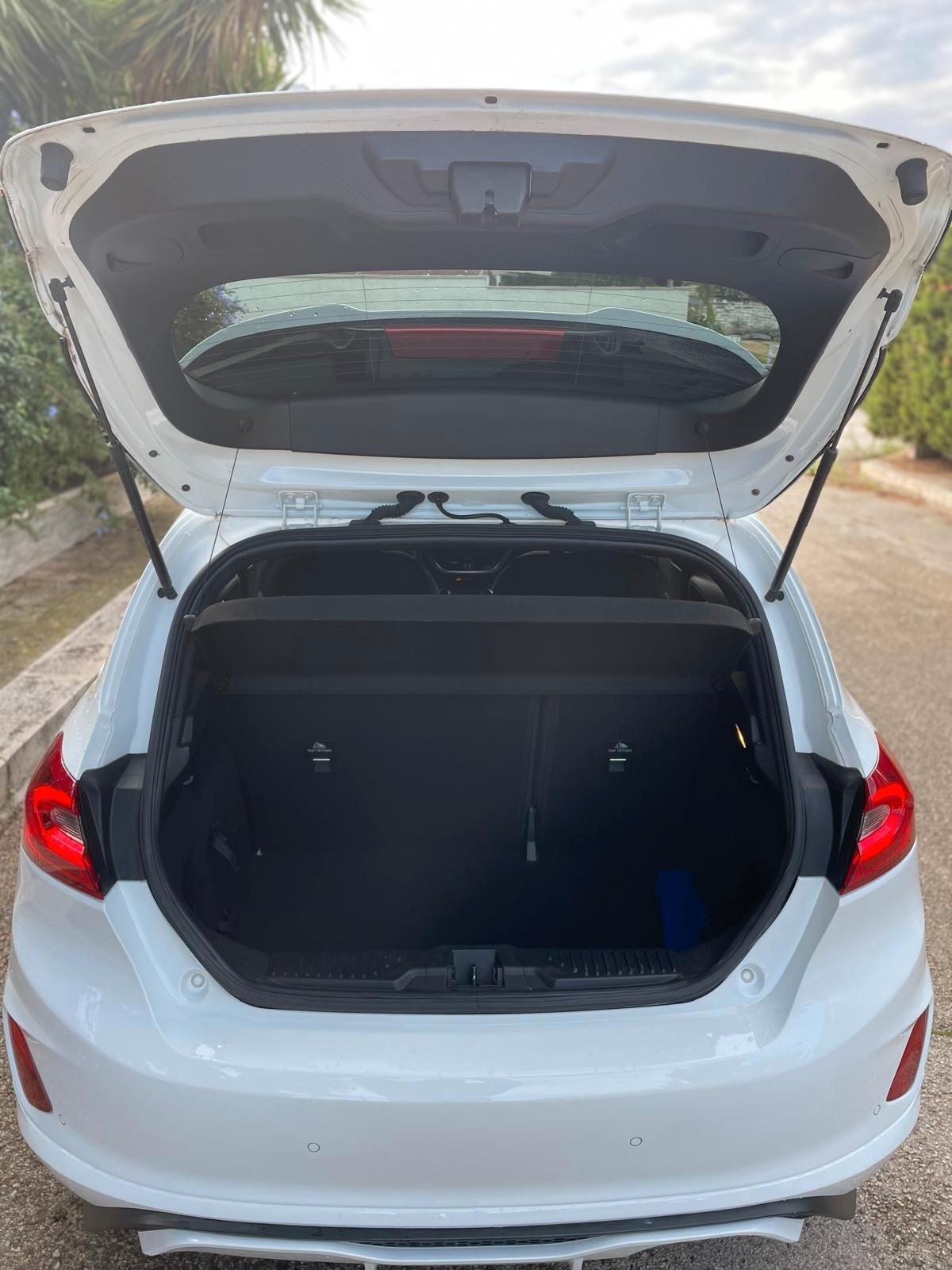 Ford Fiesta 1.5 TDCi 5 porte ST-Line