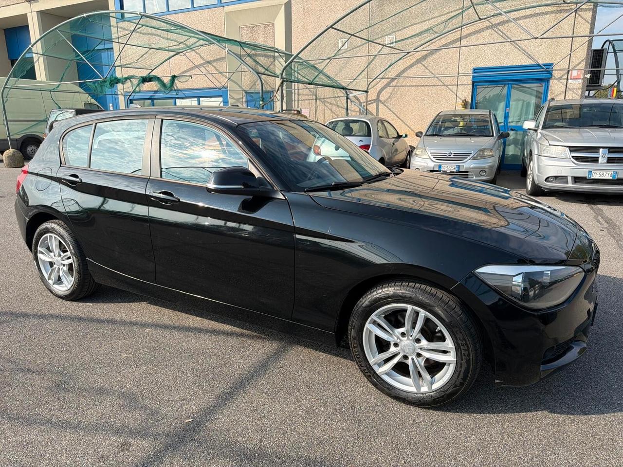Bmw 114 114d 5p. Urban