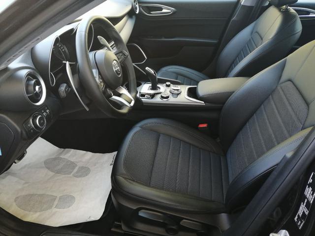 ALFA ROMEO Giulia 2.2 Turbodiesel 190 CV AT8 Sprint