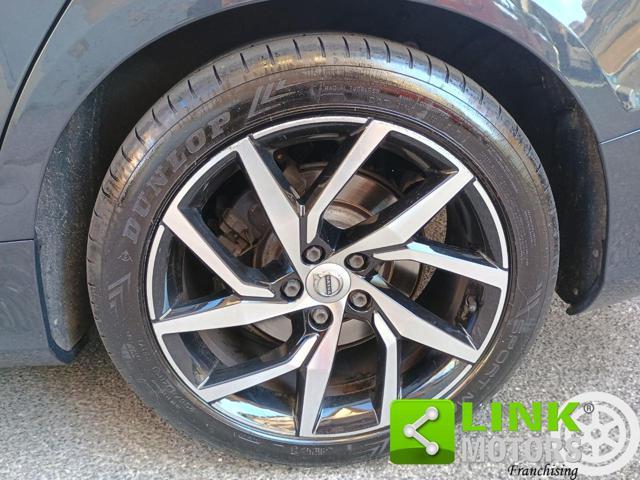 VOLVO V60 D3 Geartronic Momentum Business