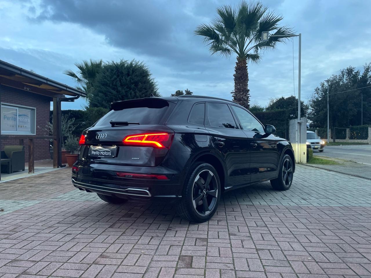 Audi Q5 40 TDI quattro S tronic line plus