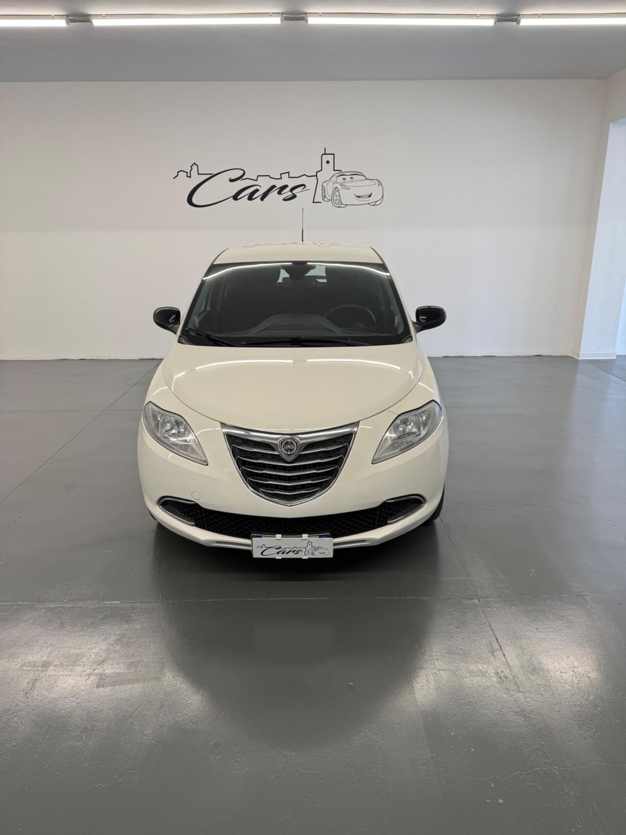 Lancia Ypsilon 1.2 69 CV 5 porte GPL Ecochic Platinum