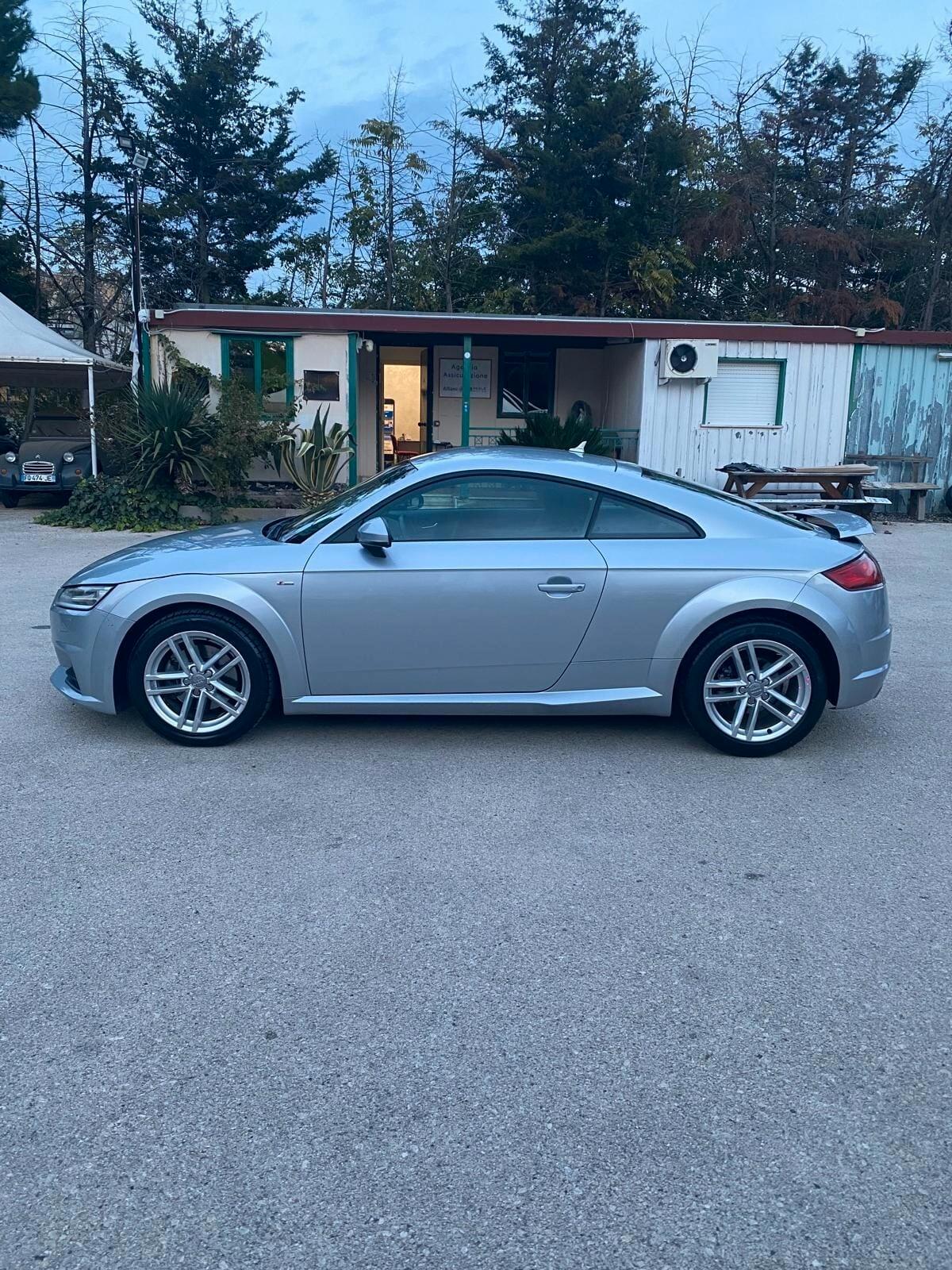 Audi TT Coupé 2.0 TDI ultra S line