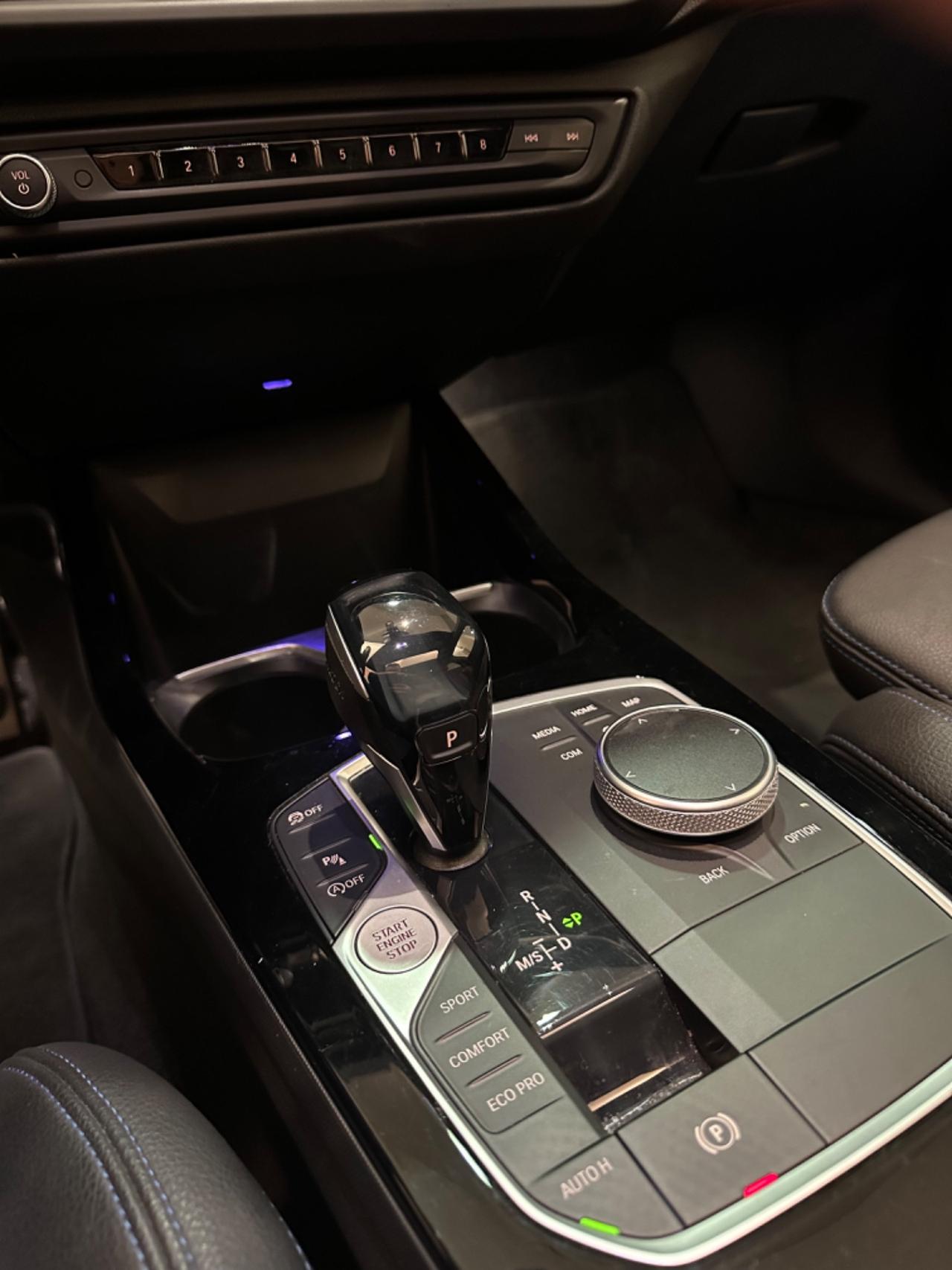 Bmw 116 116d 5p. Msport