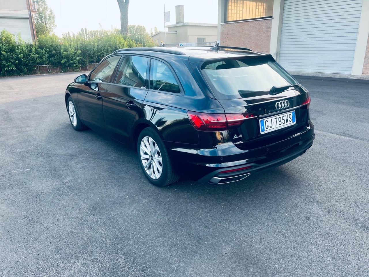 Audi A4 35 TDI/163 CV S tronic Business