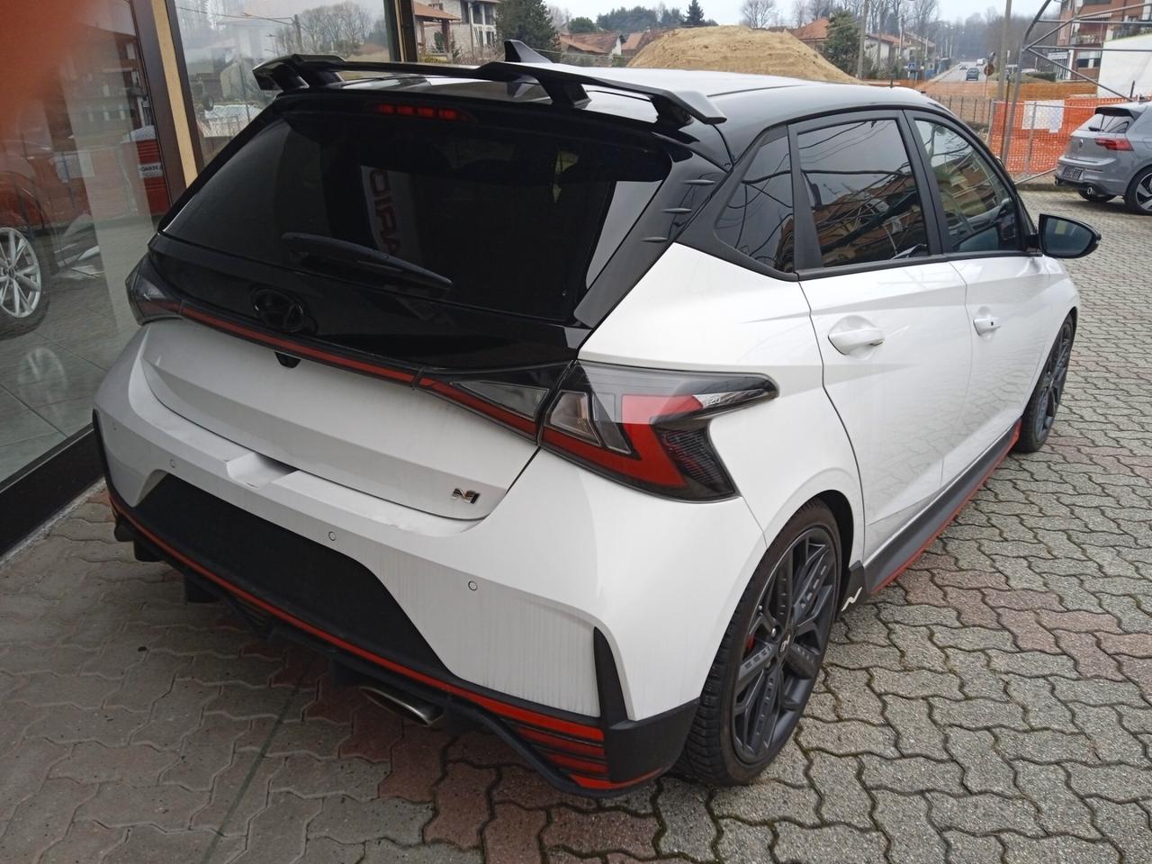 Hyundai i20 N PERFORMANCE 18" PACK TECNO VETRI SCURI SENS PARK DOPPI RETROCAMERA APPLE CAR PLAY PRONTA COSEGNA