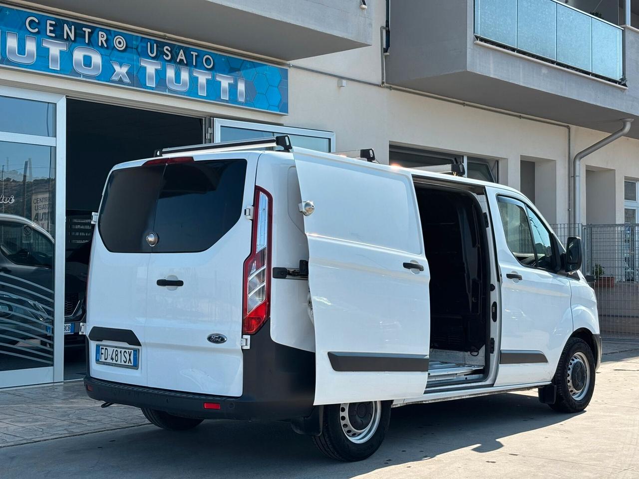 Ford Transit Custom 310 2.0 TDCi 170 PC Furgone Titanium