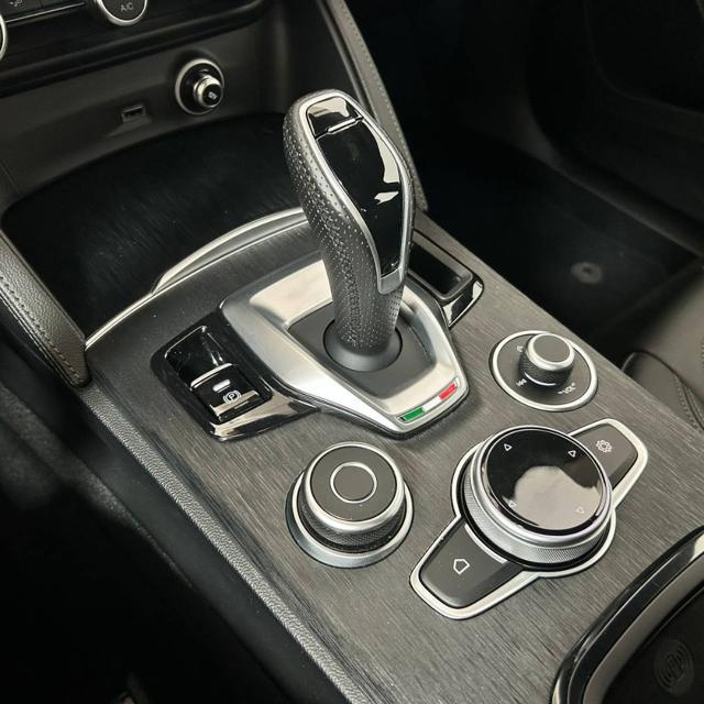 ALFA ROMEO Stelvio 2.2 Turbodiesel 210 CV AT8 Q4 Veloce