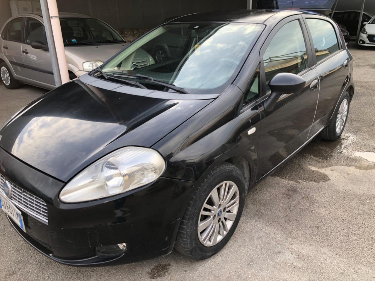 Grande Punto 1.4 Gpl Emotion 07