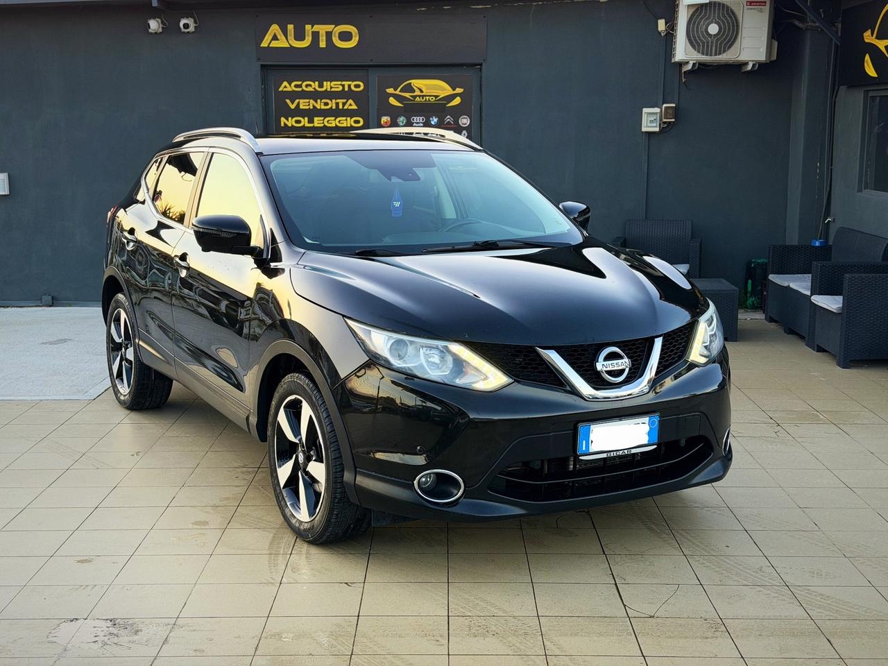 Nissan Qashqai 1.6 dCi 2WD N-Connecta Garanzia 12 Mesi