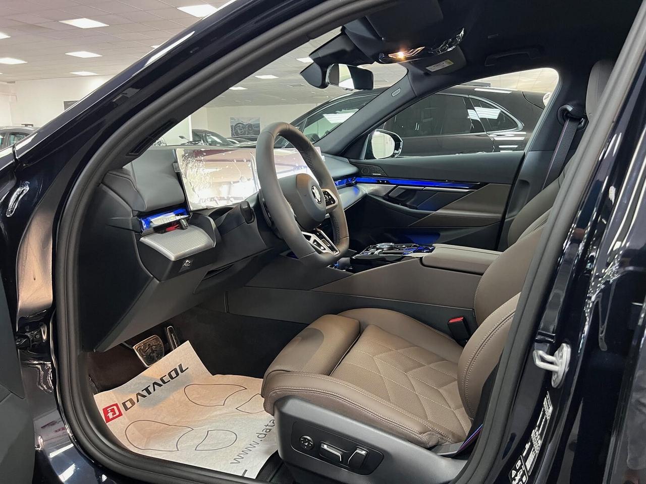 BMW 540 540d Touring 48V xdrive MSport auto