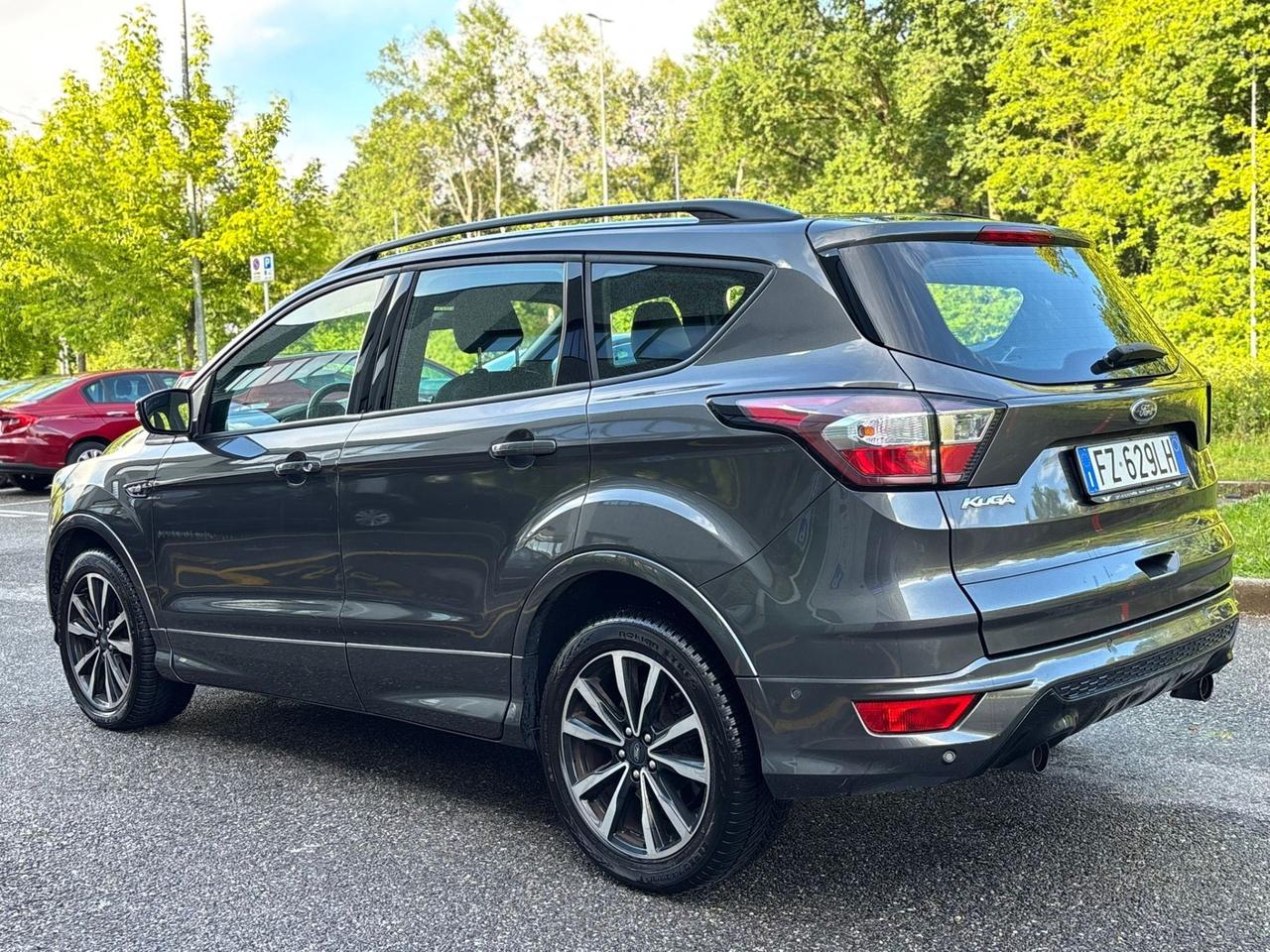 Ford Kuga 1.5 EcoBoost 120 CV S&S 2WD ST-Line